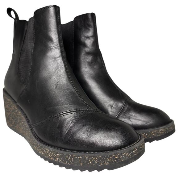 Aetrex Dawn Ankle Wedge Boots Leather & Suede Black Leather Sz 38 EU 7.5-8 US EC - Picture 8 of 11